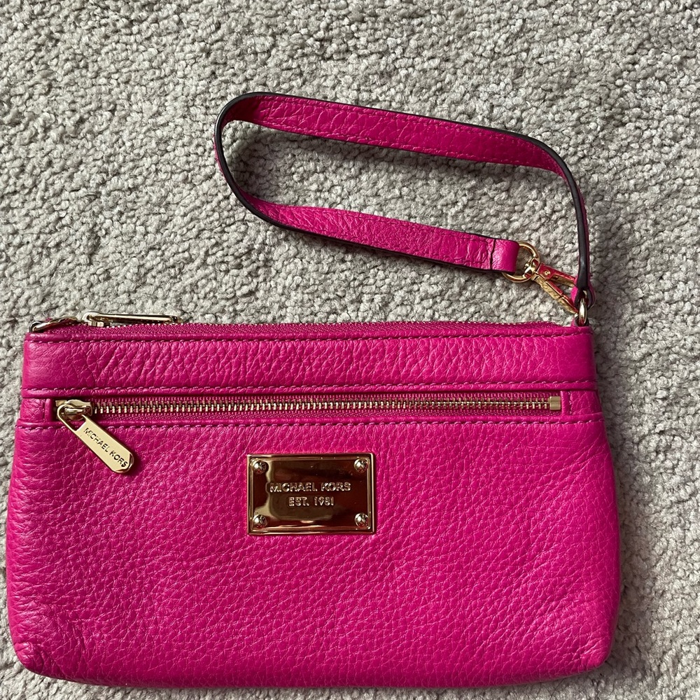 Medium Michael Kors wristlet.